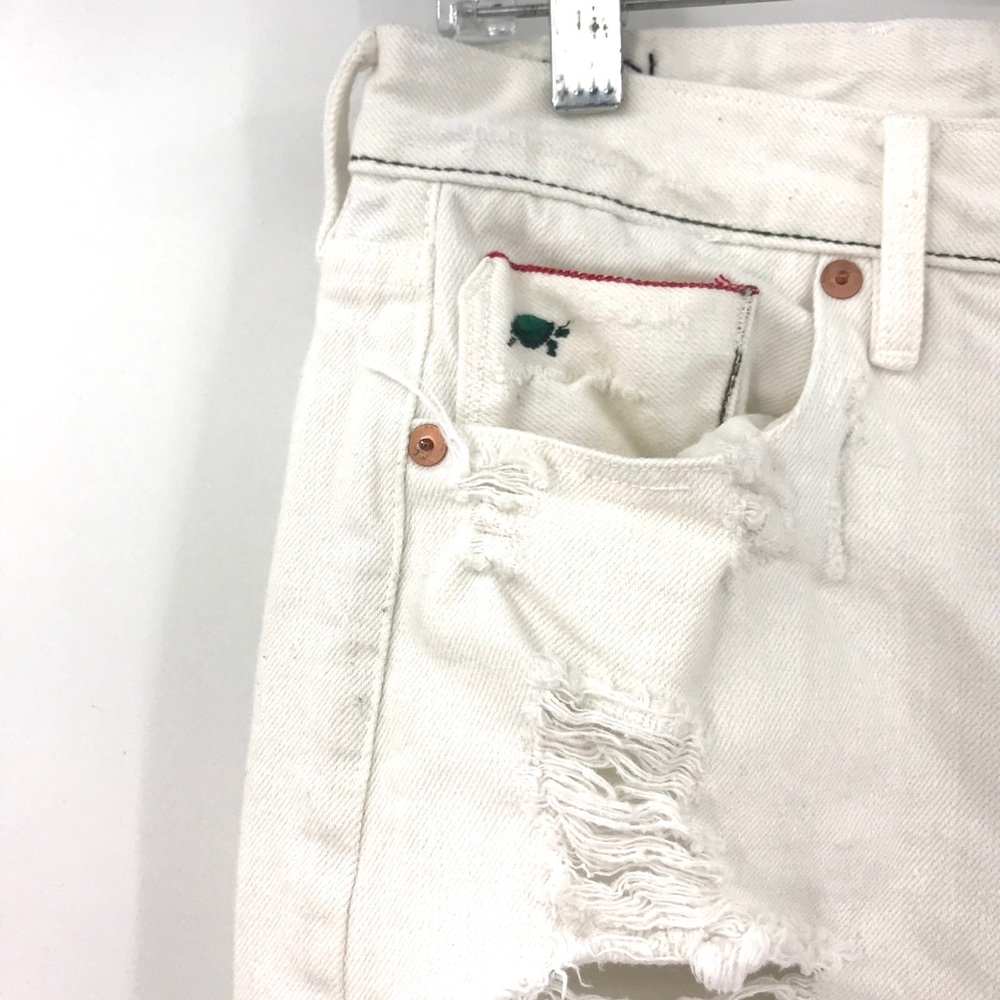 💕SALE💕 Tortoise White Ripped Jeans - Picture 5 of 8